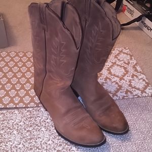 Ariat Cowboy Boots
